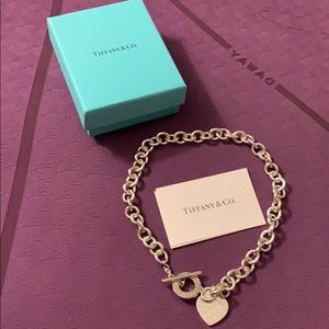 Tiffany and Co Toggle necklace 16 in